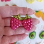 cercei-cu-mini-fructe-cu-zmeura-roz-lut-polimeric-handmade-eva-art