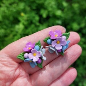Cercei cu țintă - flori de liliac