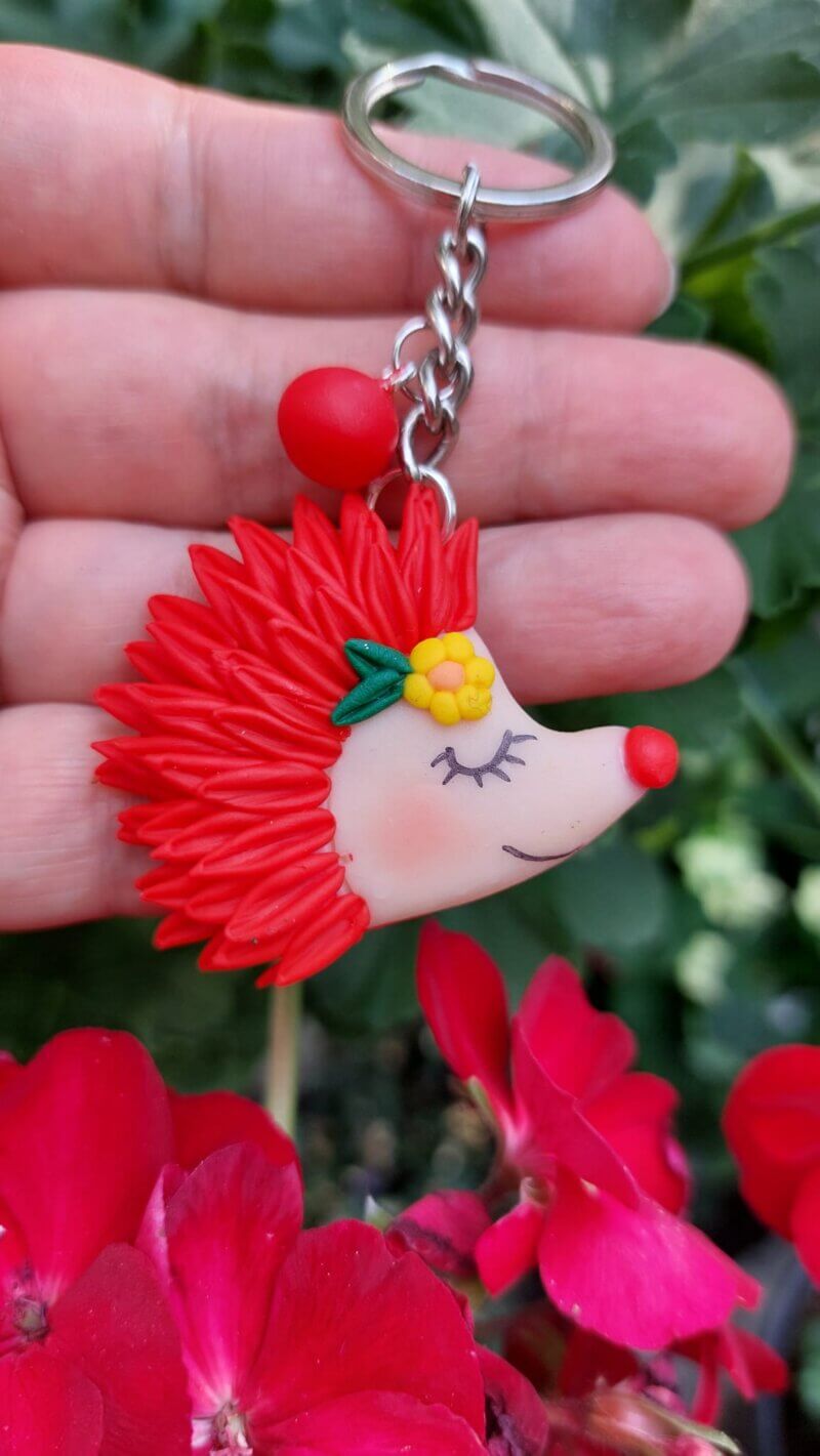 Breloc Handmade Arici Roșu cu Floare