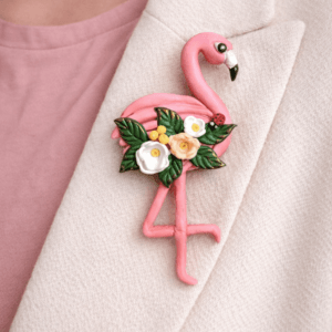 brosa-flamingo-roz-handmade-lut-polimeric-eva-art-pe-sacou-alb