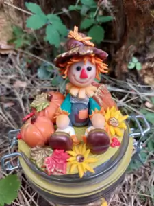 borcanas cu paiata colectia de toaman decor handmade cu bostanei