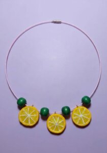 Colier handmade cu felii de lămâie