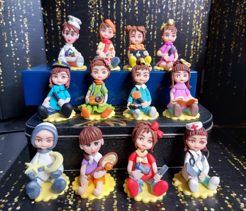 figurine cu meserii mot fetite